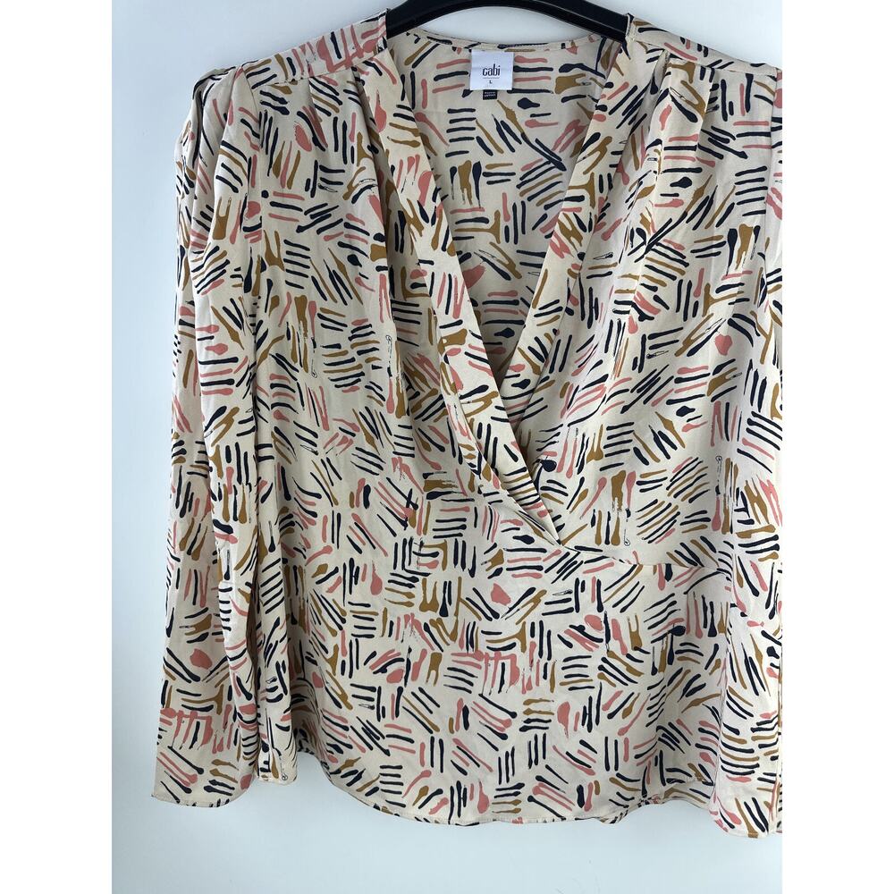 Cabi Marni Blouse Abstract Print Chiffon Deep V Crossover Top 4162 Size Large - Picture 4 of 14
